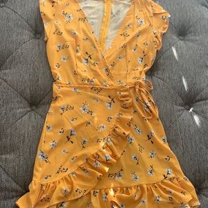 Short yellow dress